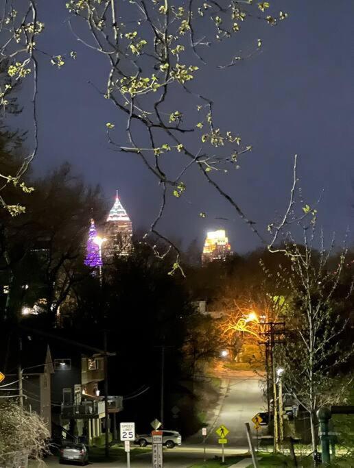 Trendy In Tremont, Cle Lejlighed Cleveland Eksteriør billede